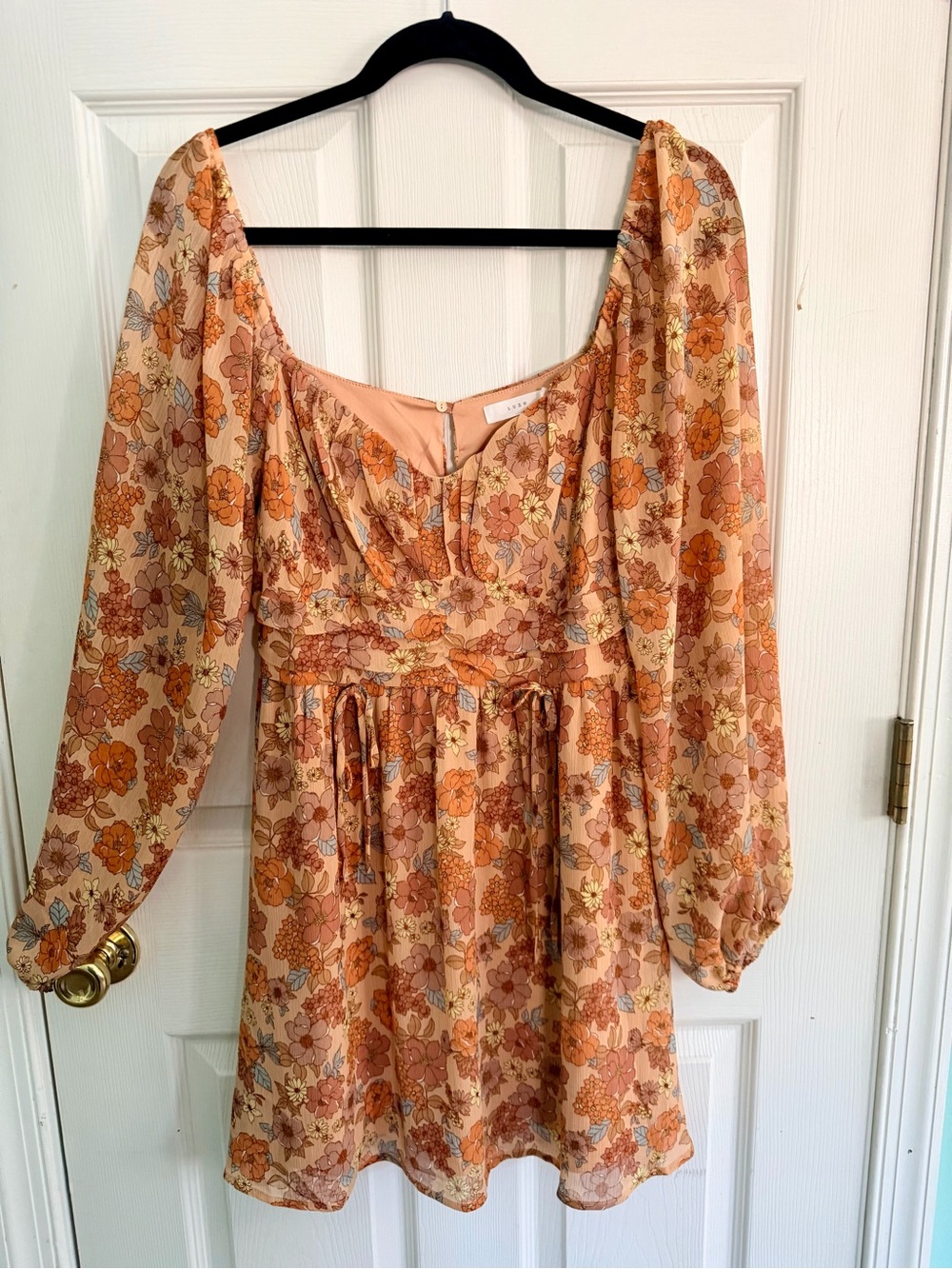 Lush Tan Floral Long-Sleeve Mini Dress M